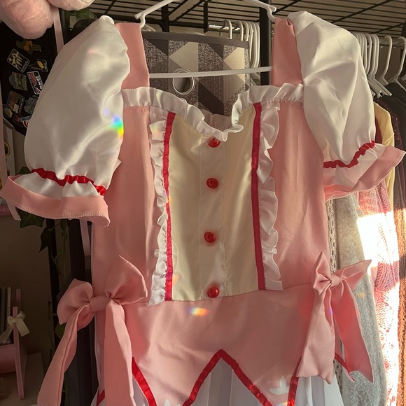 Madoka Magica Cosplay + Accessories - Picture 3 of 7